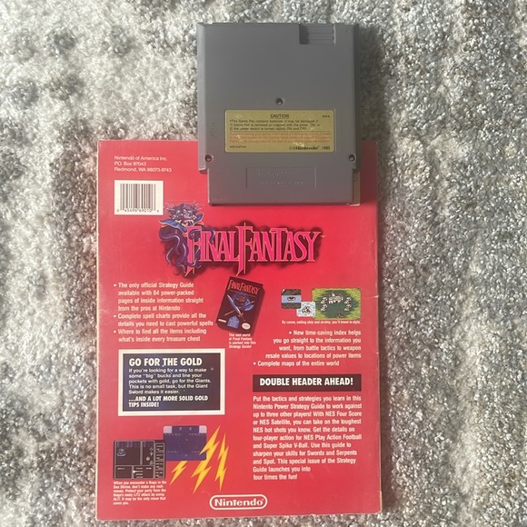 Final Fantasy NES game with the Nintendo Power Final Fantasy Strategy Guide - Picture 3 of 3